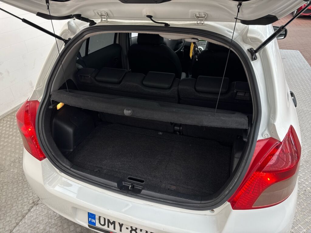 Toyota Yaris 2007 Valkoinen