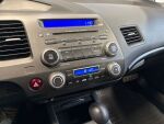 Honda Civic 2007 Ruskea (beige)