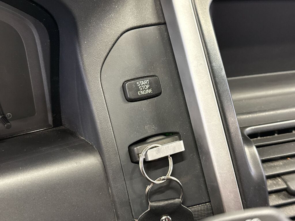 Volvo XC60 2009 Harmaa