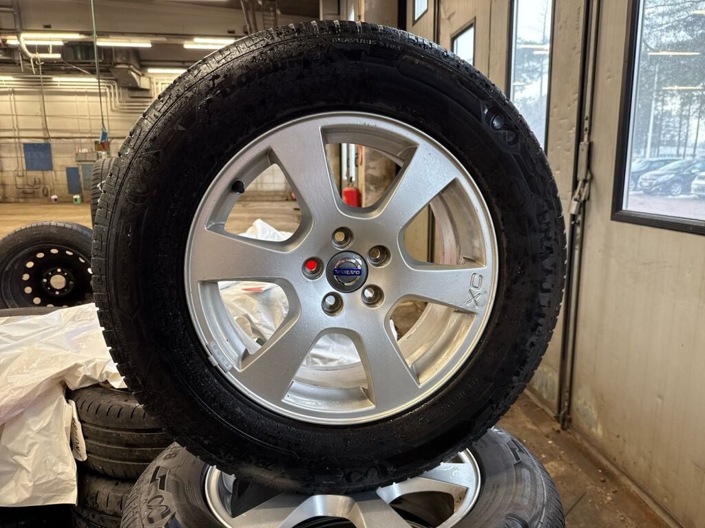 Volvo XC60 2009 Harmaa