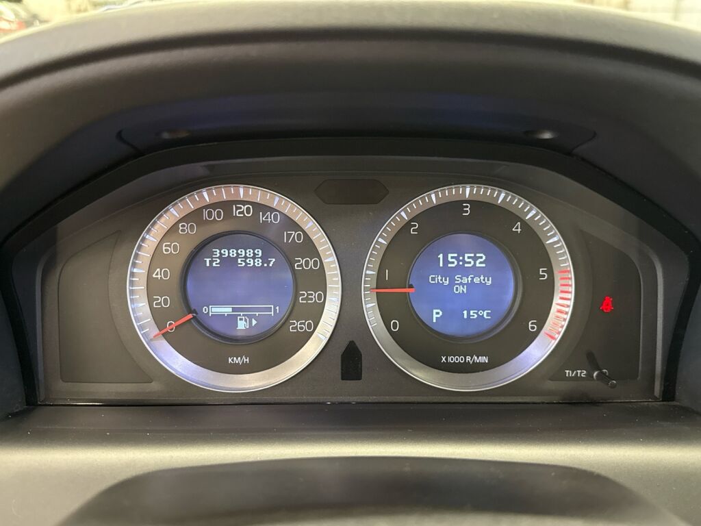 Volvo XC60 2009 Harmaa