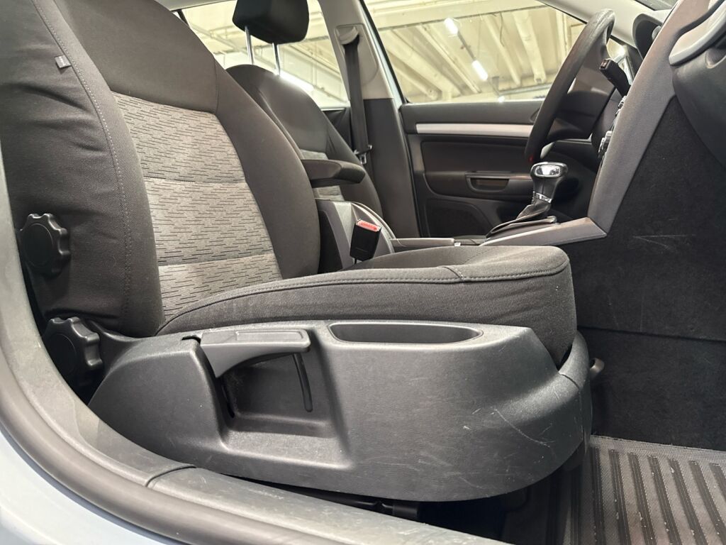 Skoda Octavia 2010 Sininen