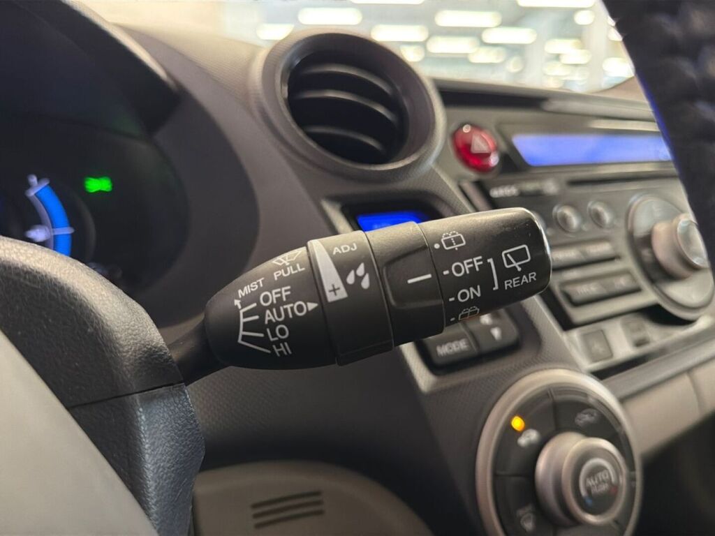 Honda Insight 2010 Punainen