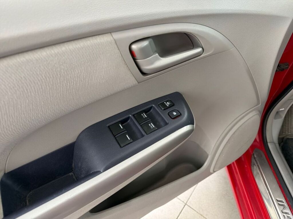 Honda Insight 2010 Punainen