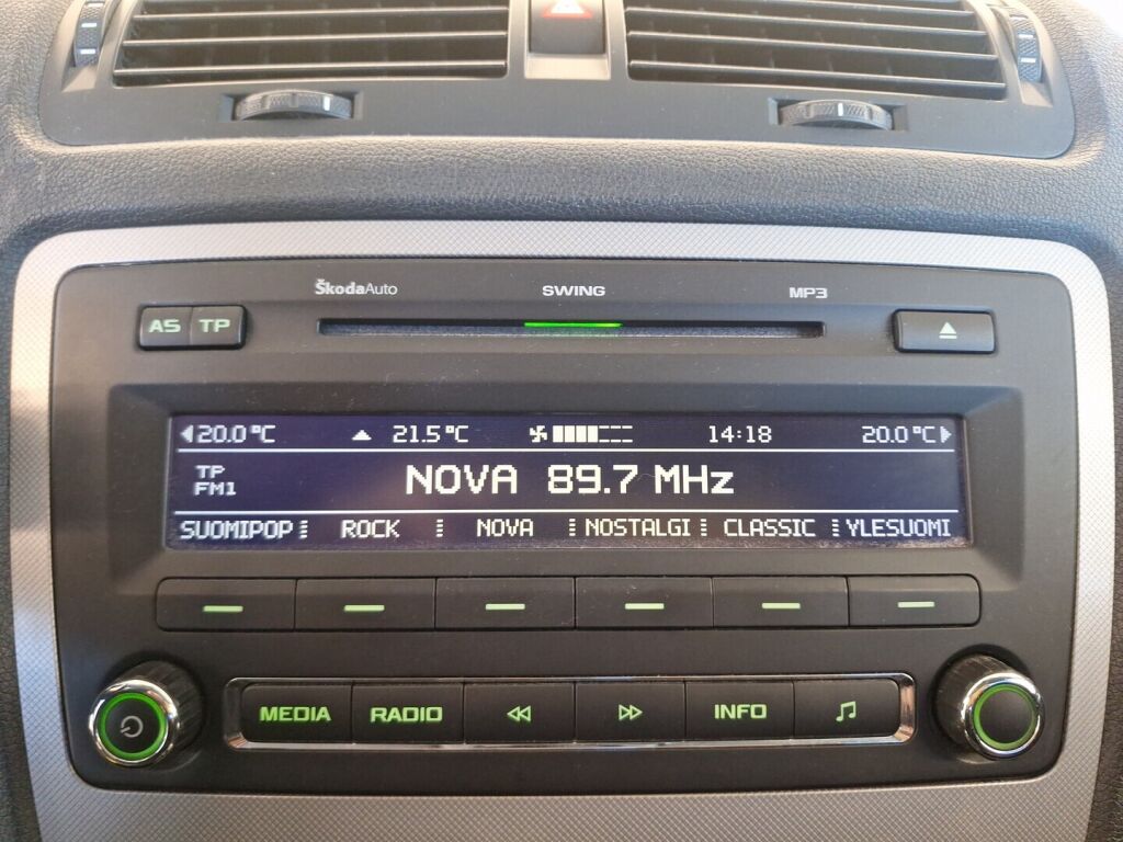 Skoda Octavia 2010 Musta