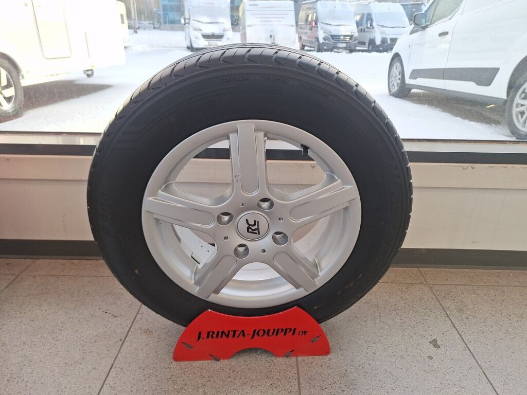 Nissan Tiida 2010 Harmaa