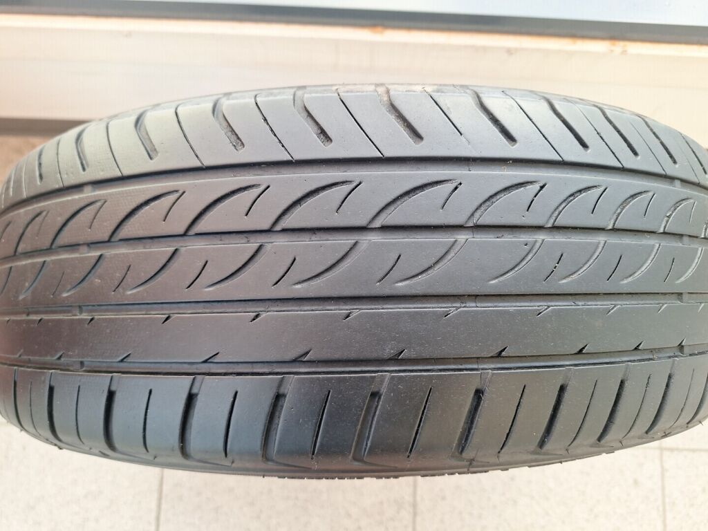 Nissan Tiida 2010 Harmaa