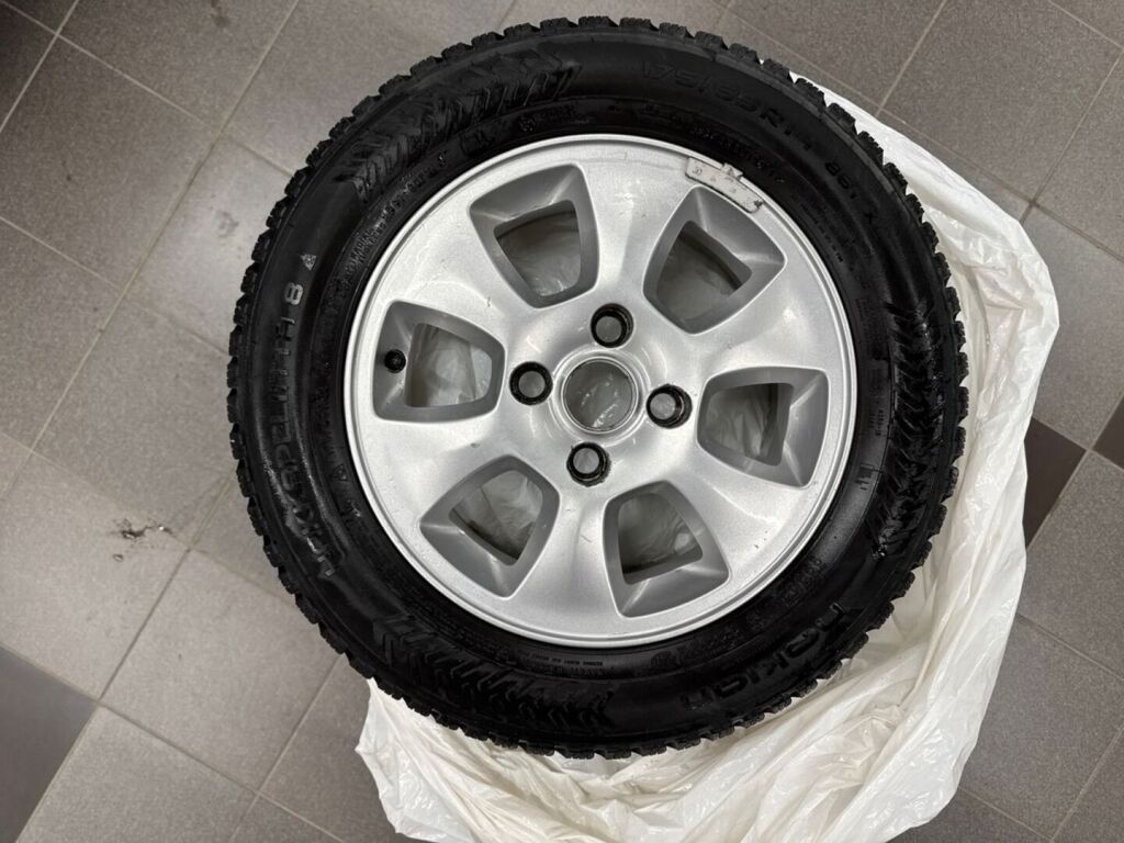 Ford Fiesta 2010 Valkoinen