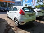 Ford Fiesta 2010 Valkoinen