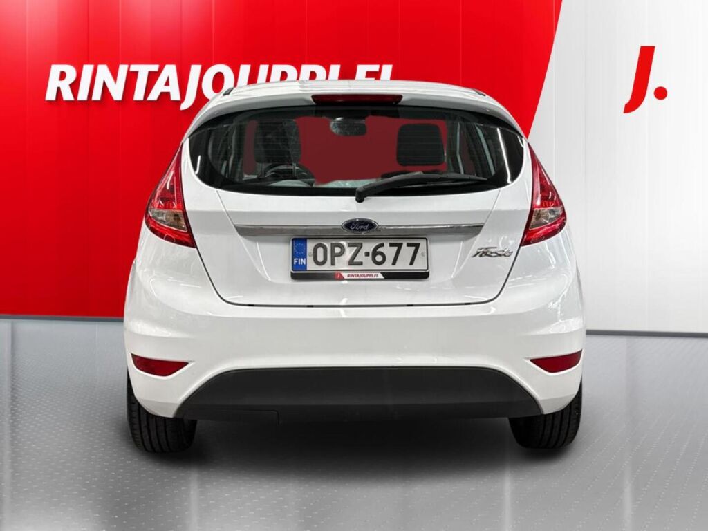 Ford Fiesta 2010 Valkoinen