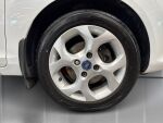 Ford Fiesta 2010 Valkoinen