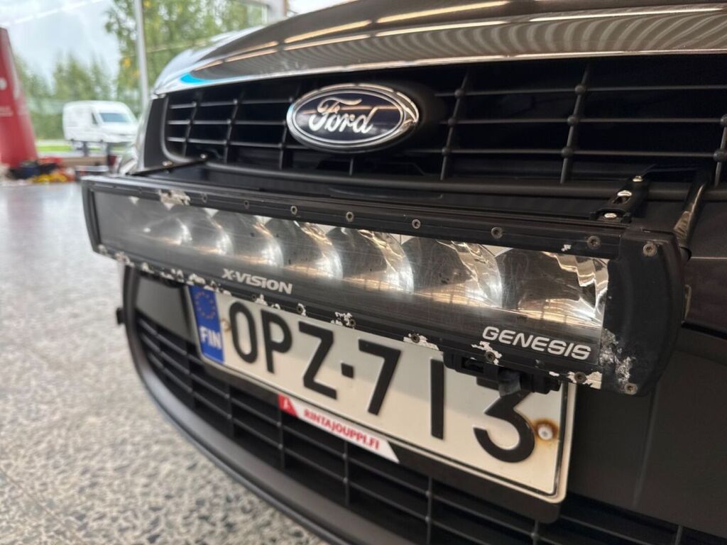 Ford Focus 2010 Harmaa