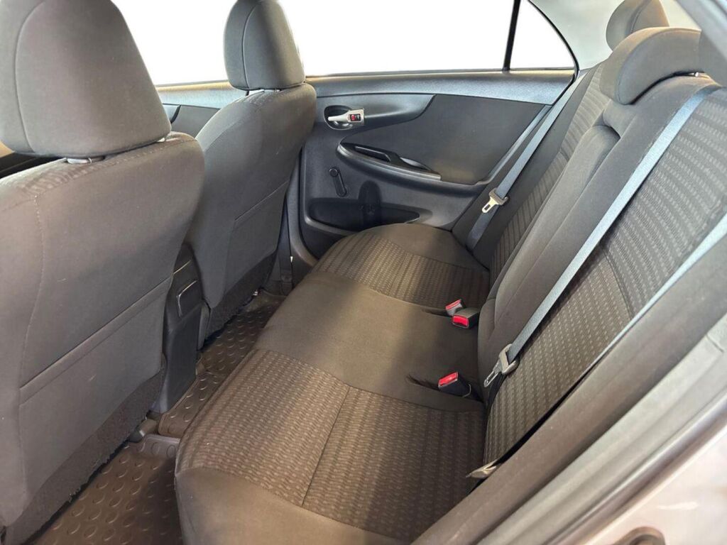 Toyota Corolla 2010 Hopea