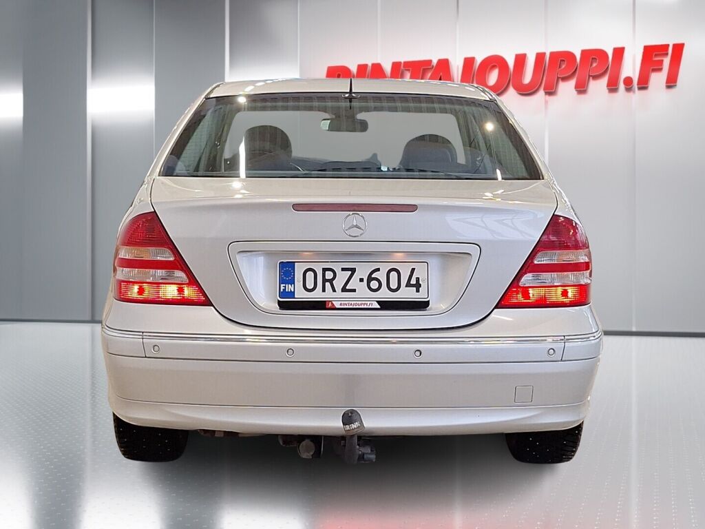 Mercedes-Benz C 2005 Harmaa