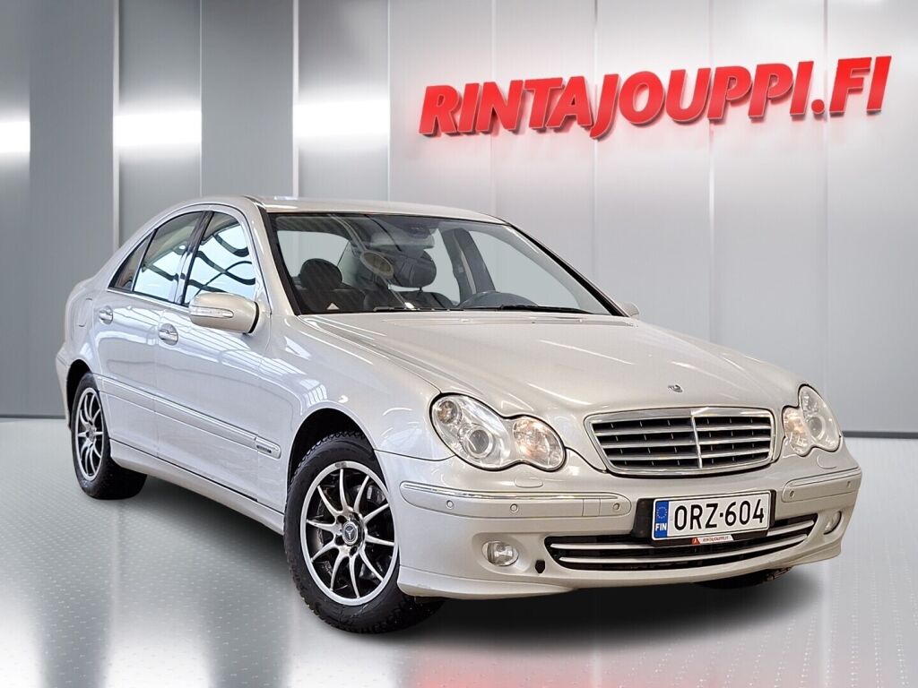 Mercedes-Benz C 2005 Harmaa