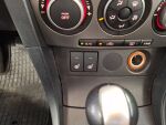 Mazda Mazda3 2007 Ruskea (beige)