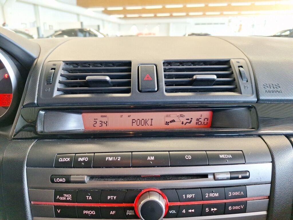 Mazda Mazda3 2007 Ruskea (beige)