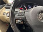 Volkswagen Passat CC 2010 Valkoinen