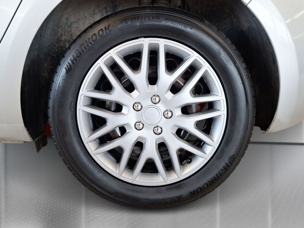 Opel Astra 2010 Hopea