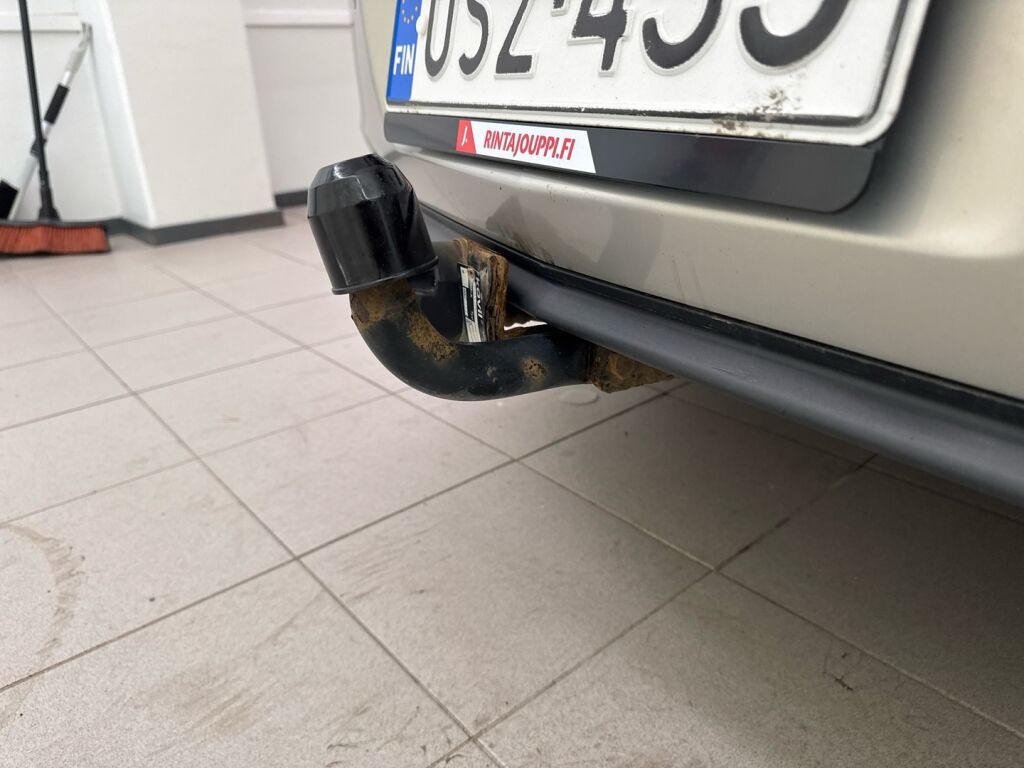 Opel Insignia 2010 Ruskea (beige)