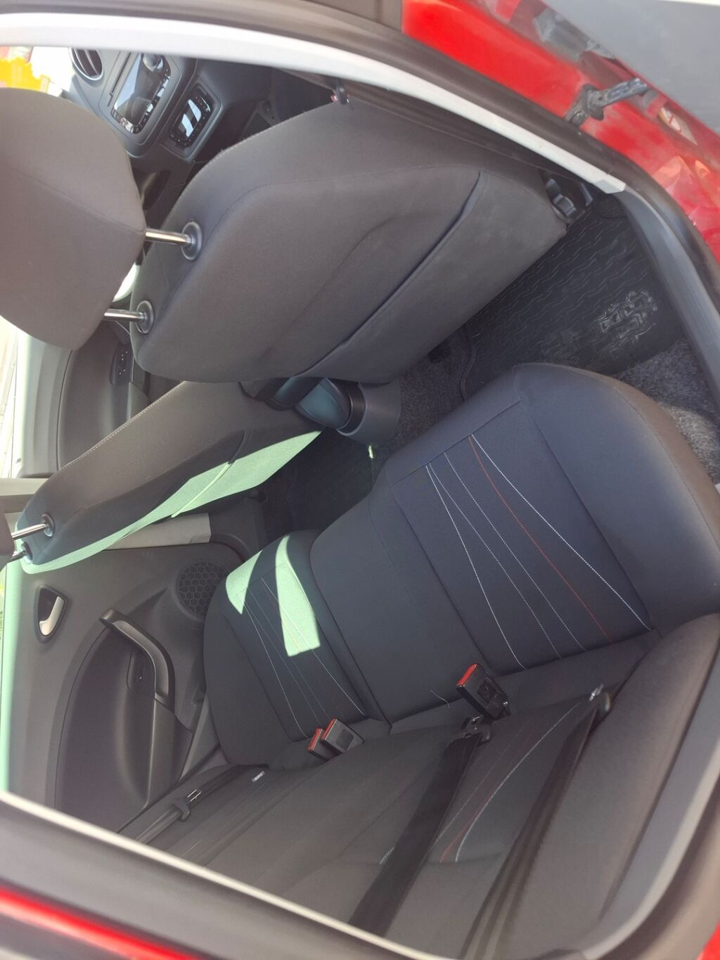 Seat Ibiza ST 2012 Punainen