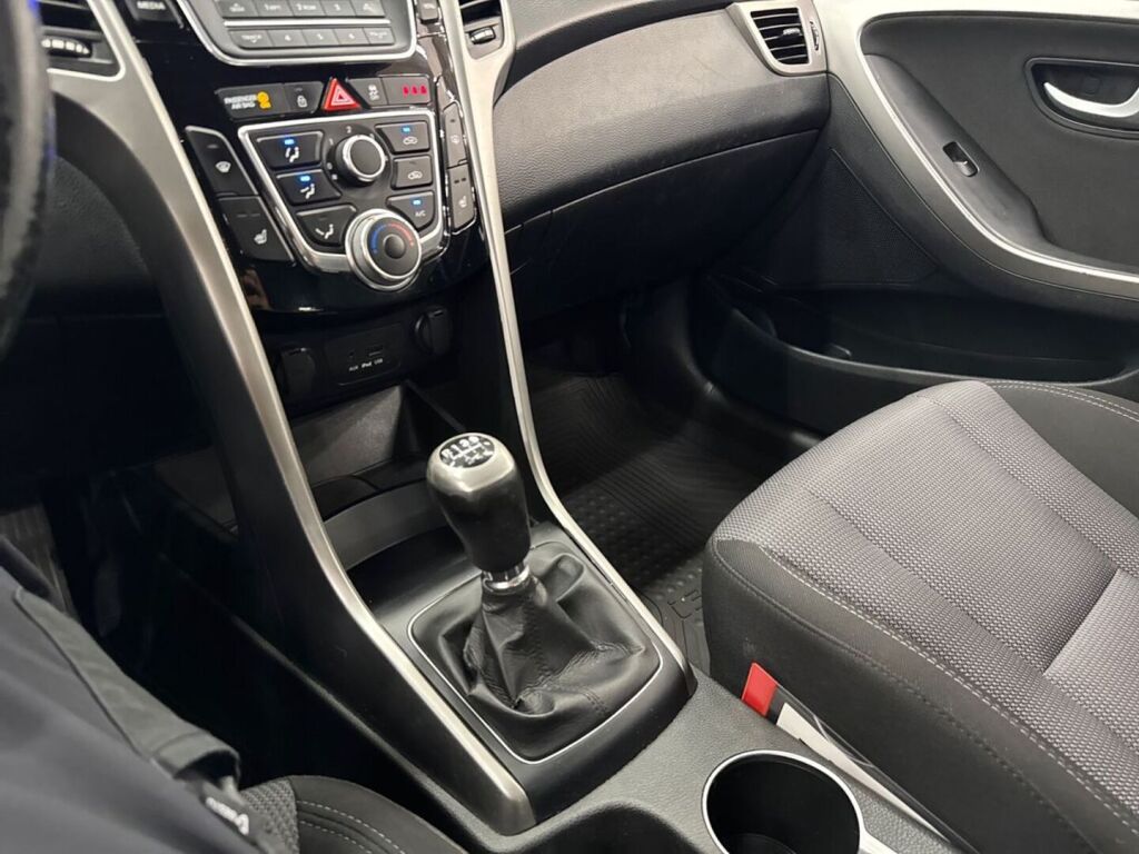 Hyundai i30 Wagon 2013 Hopea