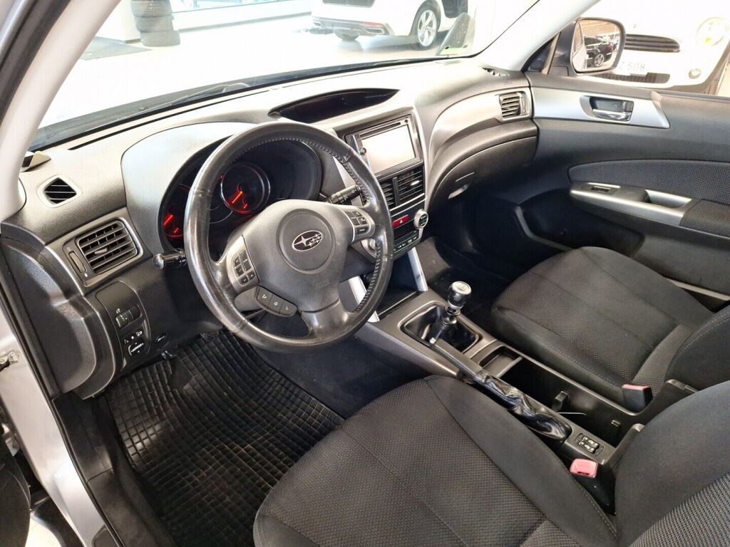 Subaru Forester 2012 Hopea