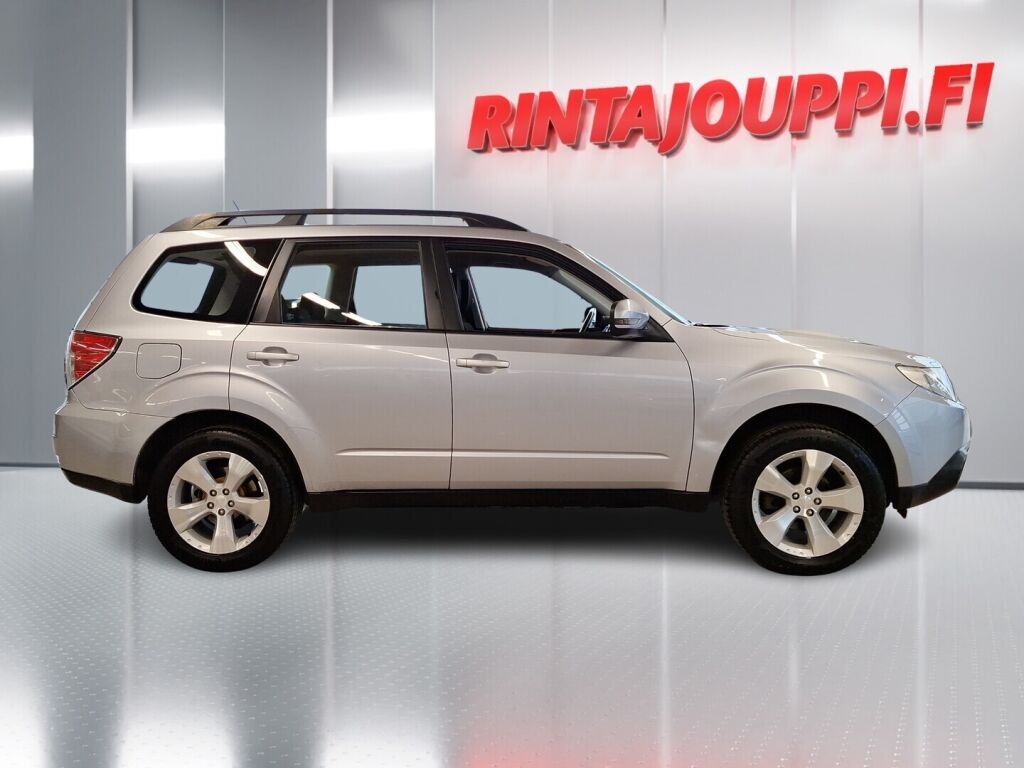 Subaru Forester 2012 Hopea