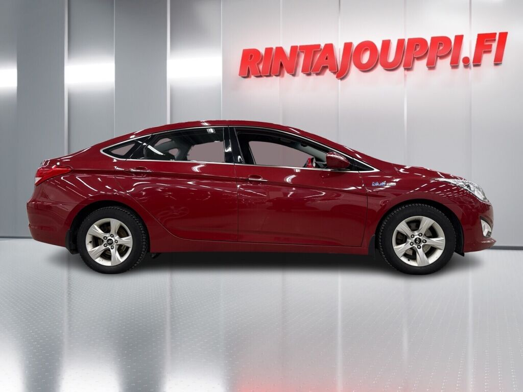 Hyundai i40 2012 Punainen