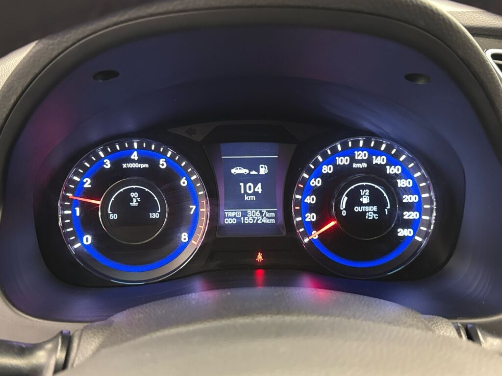 Hyundai i40 2012 Punainen