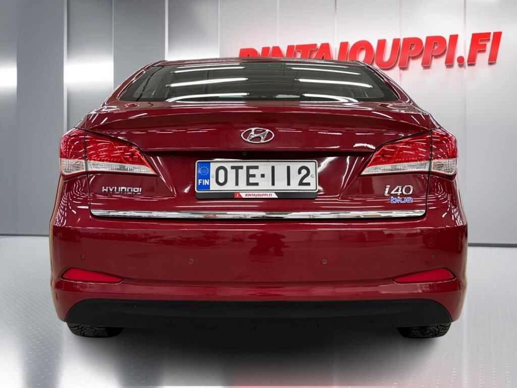 Hyundai i40 2012 Punainen