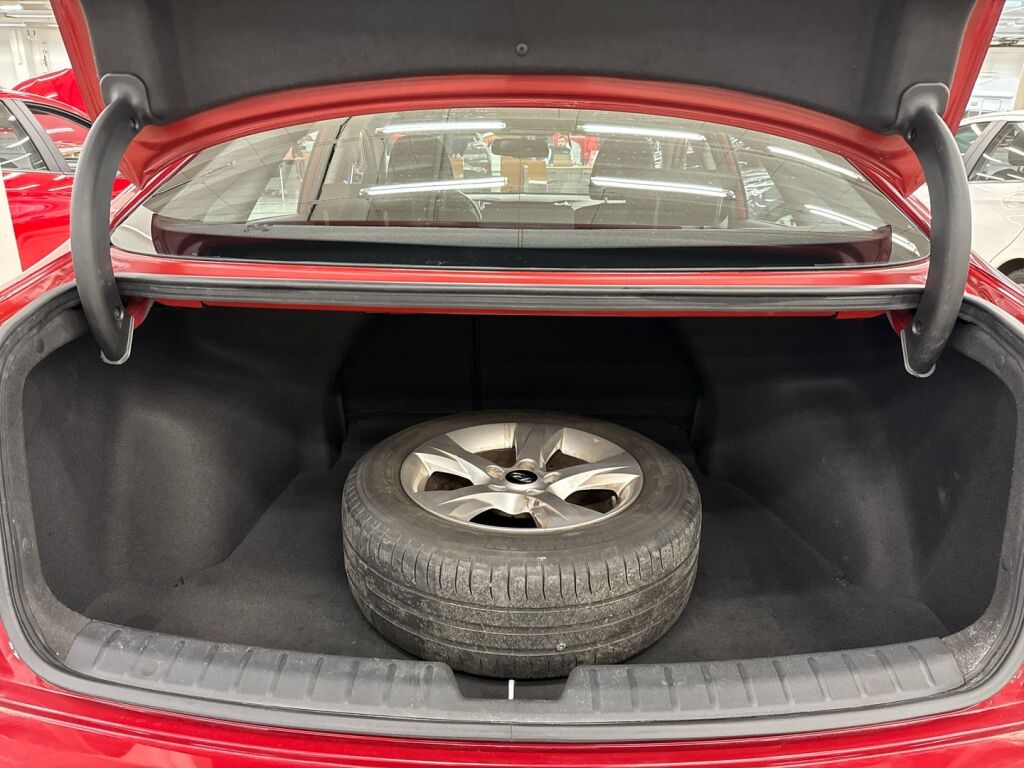 Hyundai i40 2012 Punainen