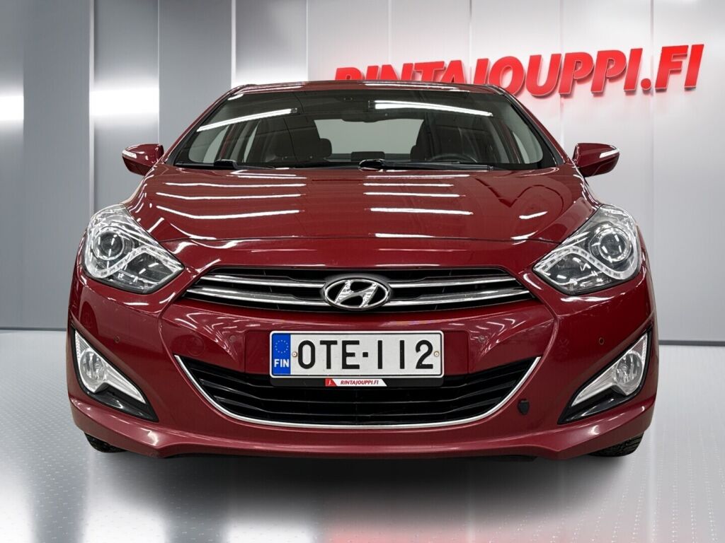 Hyundai i40 2012 Punainen