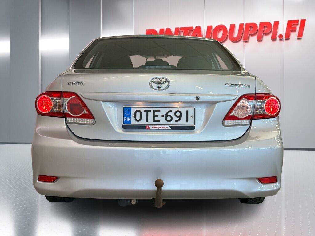 Toyota Corolla 2012 Hopea