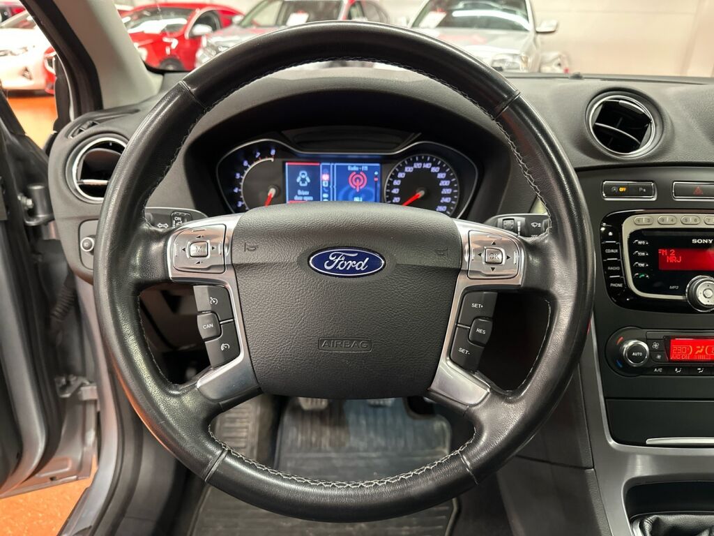 Ford Mondeo 2012 Harmaa