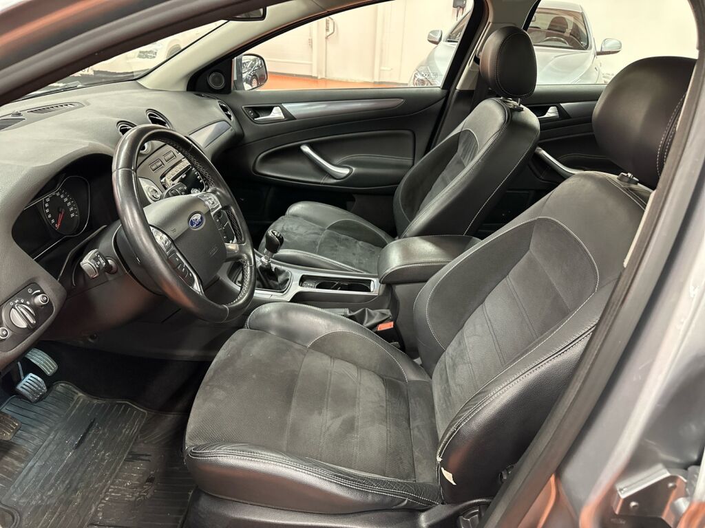 Ford Mondeo 2012 Harmaa