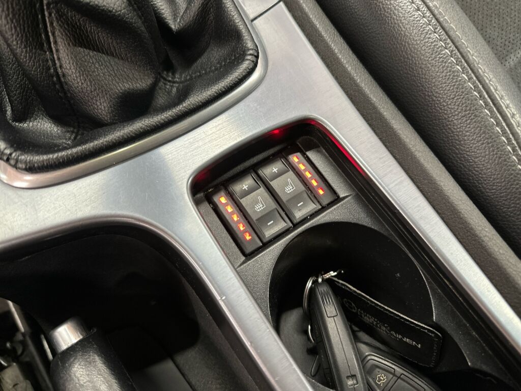 Ford Mondeo 2012 Harmaa