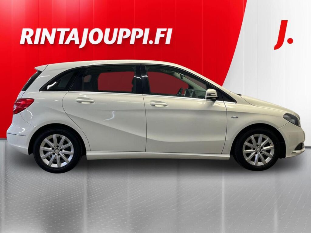 Mercedes-Benz B 2012 Valkoinen