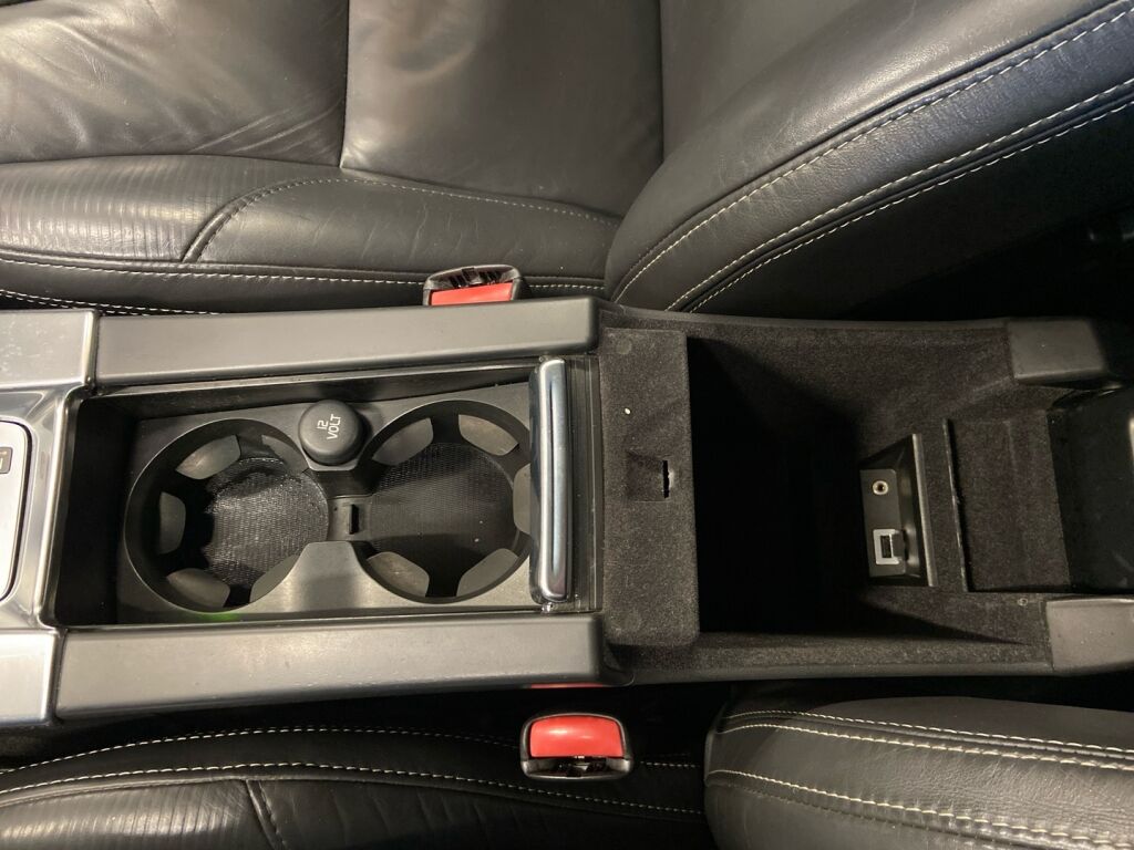 Volvo XC60 2012 Valkoinen