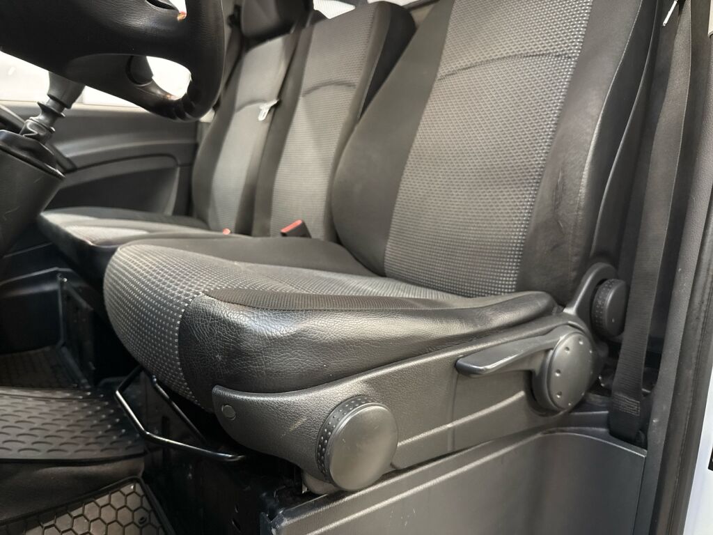 Mercedes-Benz Vito 2012 Valkoinen