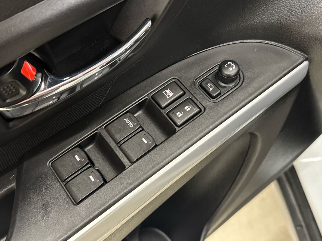 Suzuki SX4 S-Cross 2016 Valkoinen