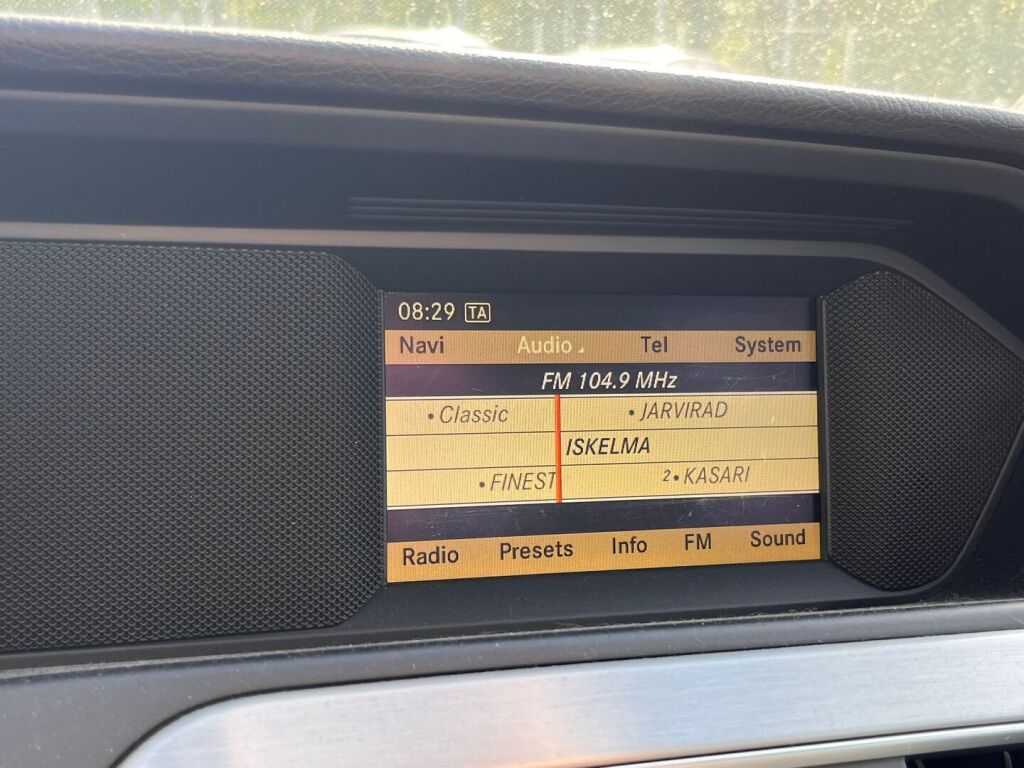 Mercedes-Benz C 2011 Harmaa