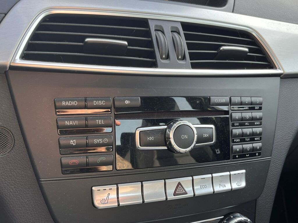 Mercedes-Benz C 2011 Harmaa