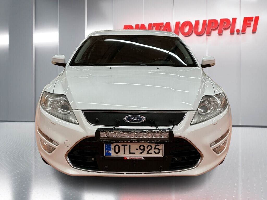 Ford Mondeo 2012 Valkoinen