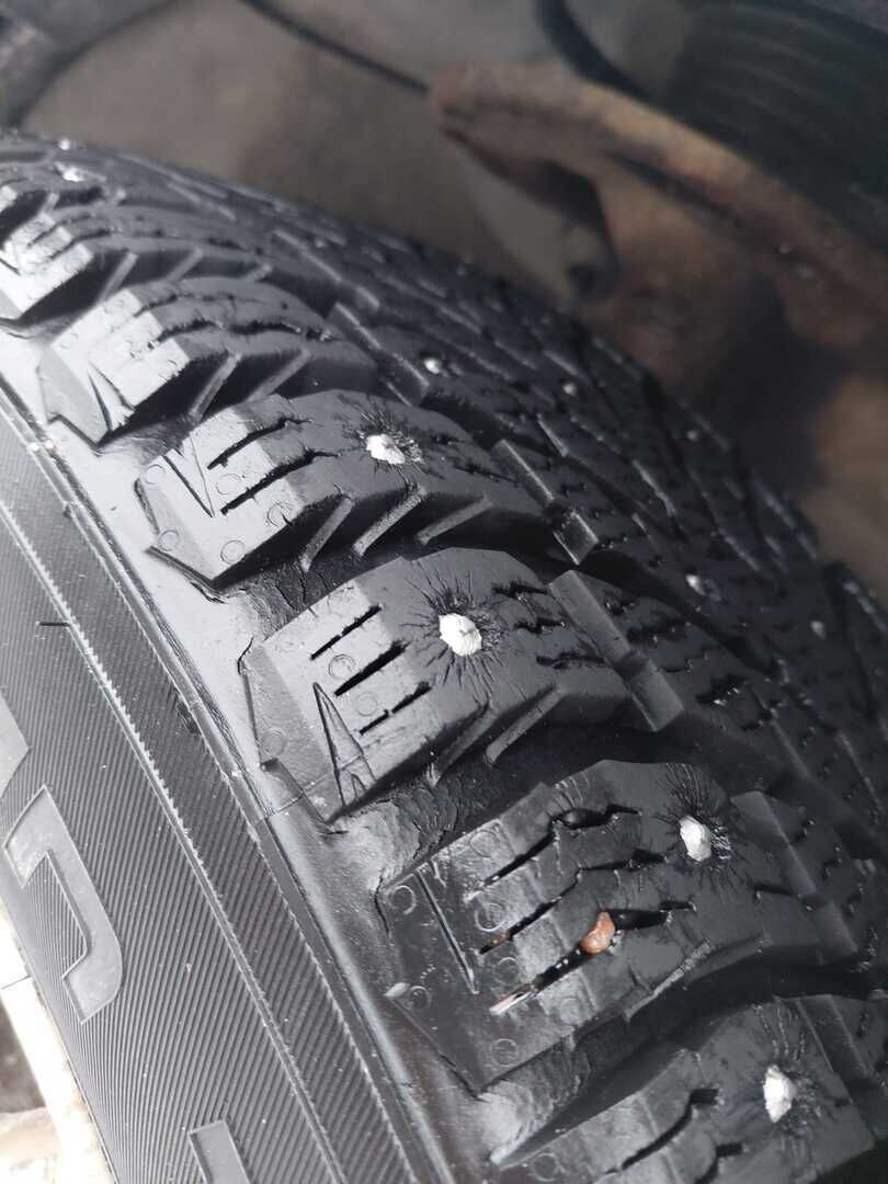 Toyota Avensis 2012 Sininen