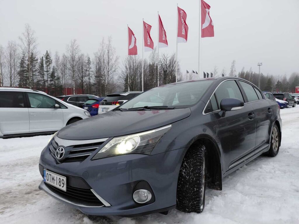 Toyota Avensis 2012 Sininen