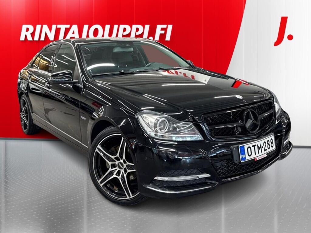 Mercedes-Benz C 2012 Musta