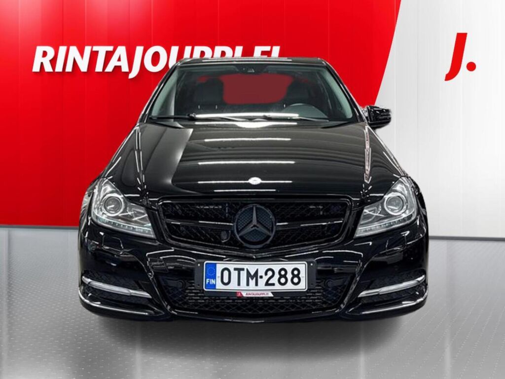 Mercedes-Benz C 2012 Musta
