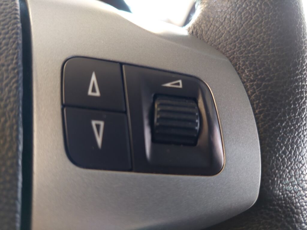 Opel Corsa 2012 Ruskea (beige)