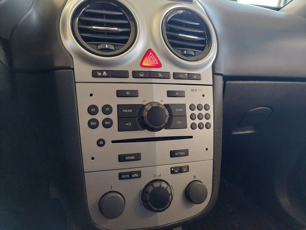 Opel Corsa 2012 Ruskea (beige)